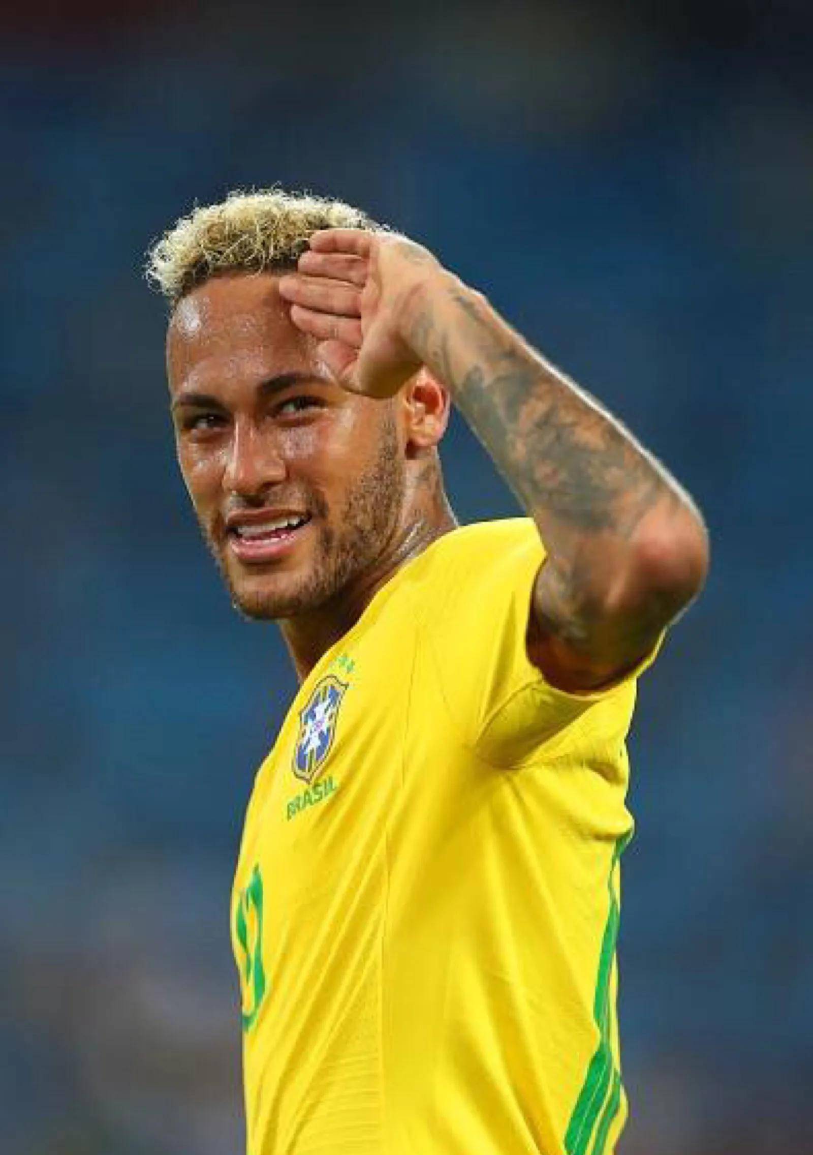 表现出色 表现出色